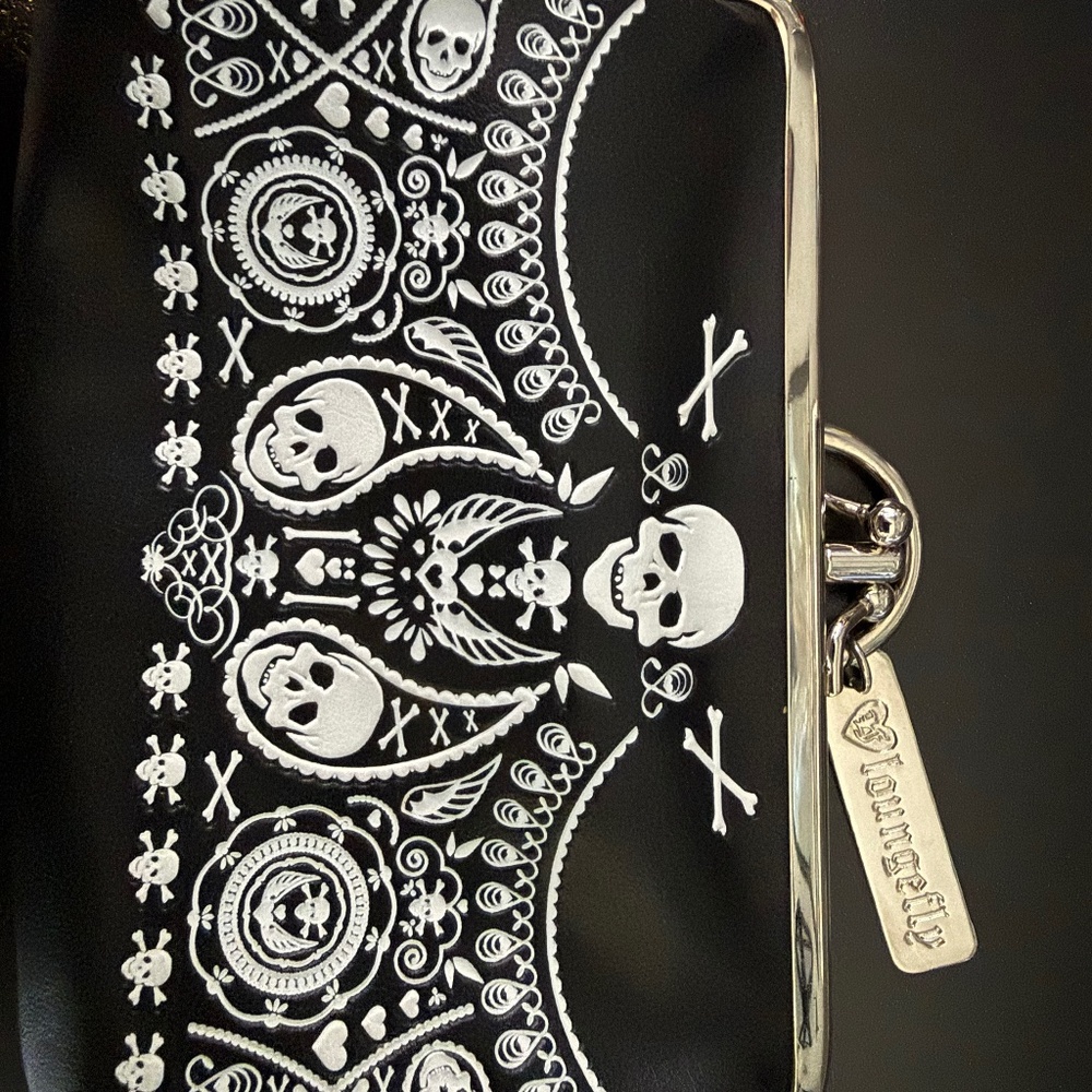 Loungefly Skull Paisley Kiss‑Lock Clutch Wallet